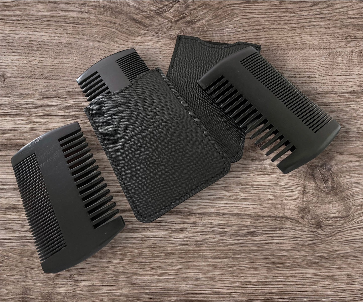 Beard Comb - Natural Sandalwood (Sleek Black)